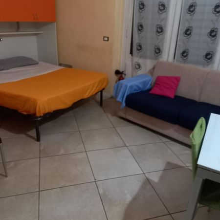 Apartamento Monolocale Soana Turín Exterior foto