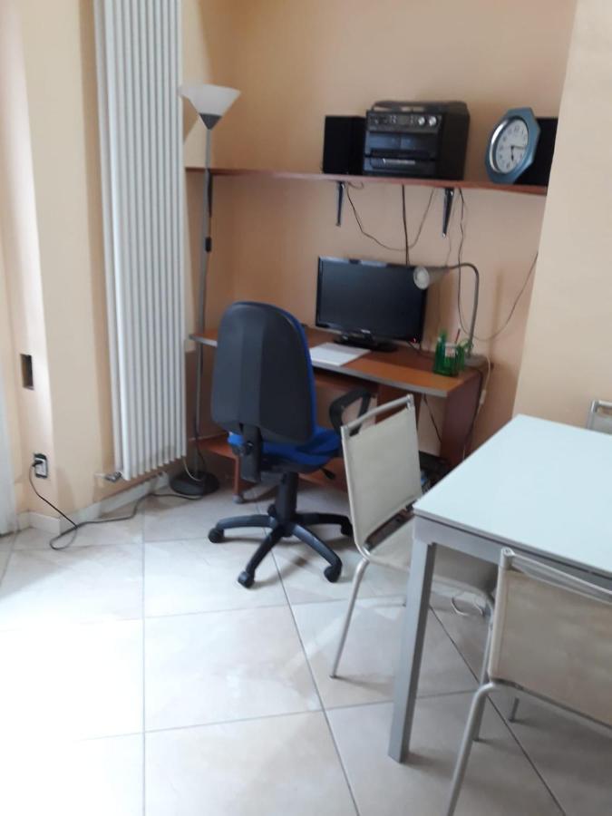 Apartamento Monolocale Soana Turín Exterior foto
